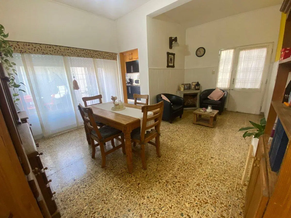 PH VENTA 4 AMBIENTES LOMAS DEL MIRADOR 4