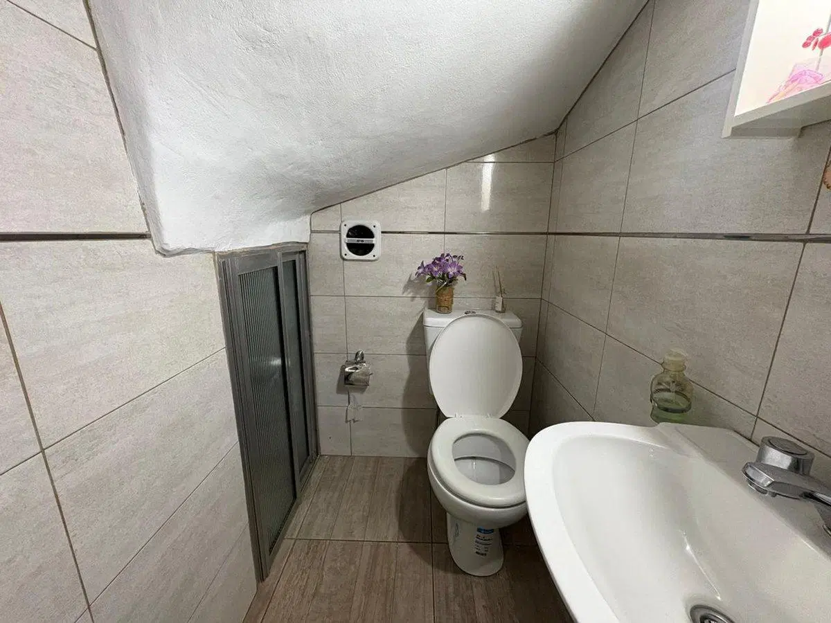 CASA 5 AMBIENTES VENTA SAN JUSTO VILLA LUZURIAGA 8