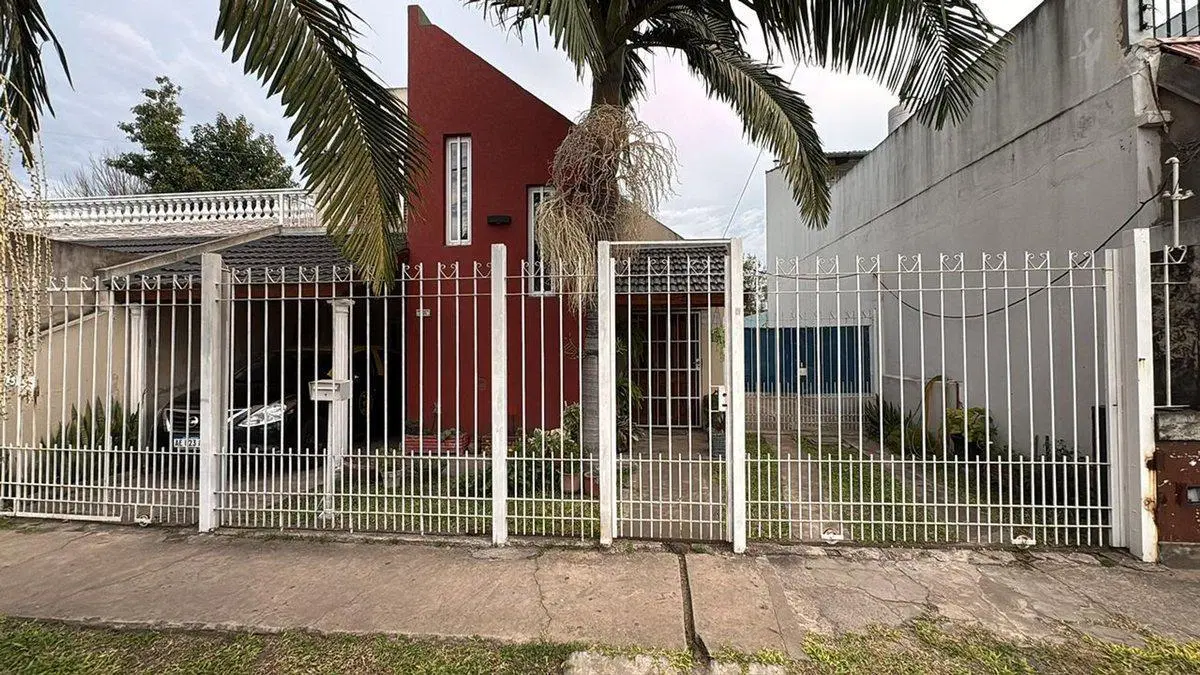CASA 5 AMBIENTES VENTA SAN JUSTO VILLA LUZURIAGA 5