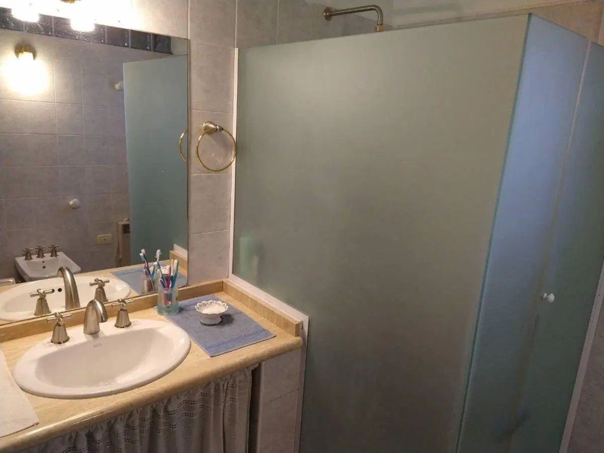 NUEVO VALOR! CASA EN VENTA VIILA LUZURIAGA 2