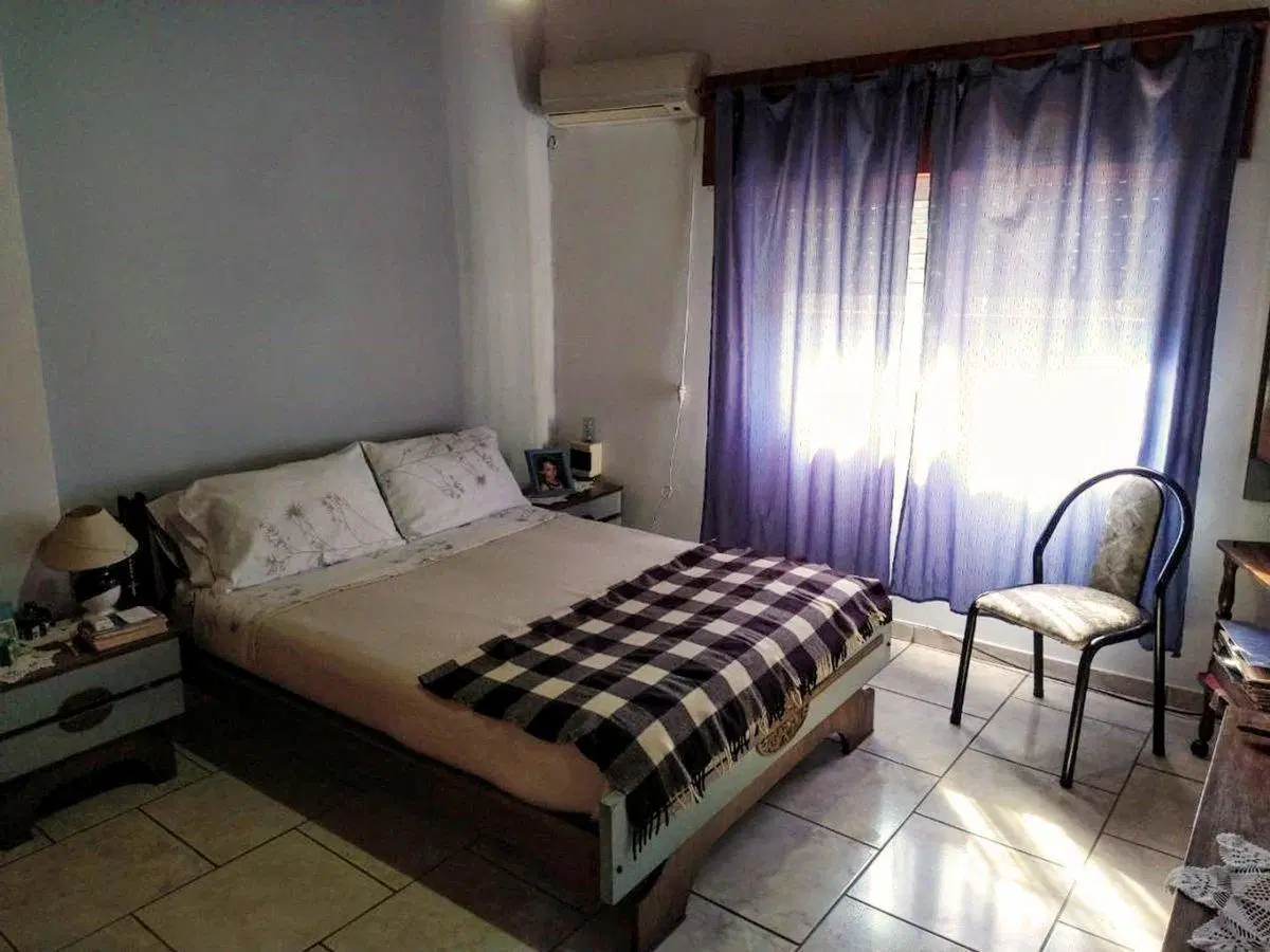 NUEVO VALOR! CASA EN VENTA VIILA LUZURIAGA 5