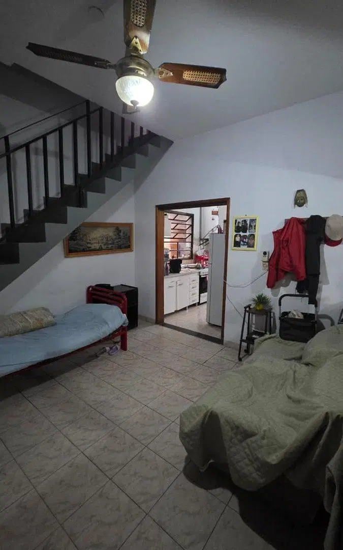 VENTA CASA 5 AMB. P.AVELLANEDA COCHERA QUINCHO 4