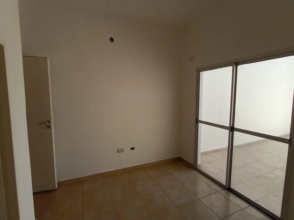 PH 2 AMBIENTES VENTA RAMOS MEJIA 3