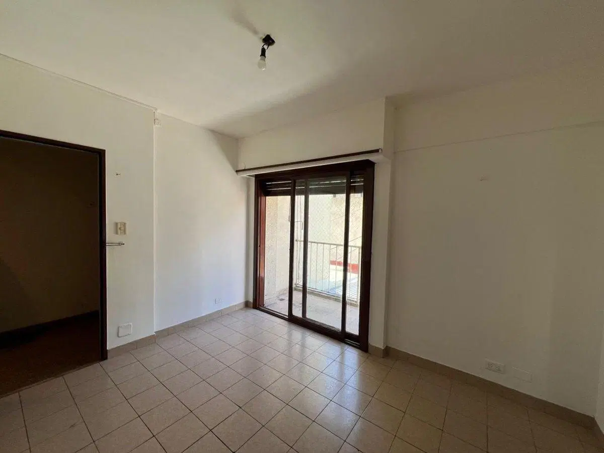 RESERVADA VENTA DEPARTAMENTO 2 AMBIENTES BALCON 3