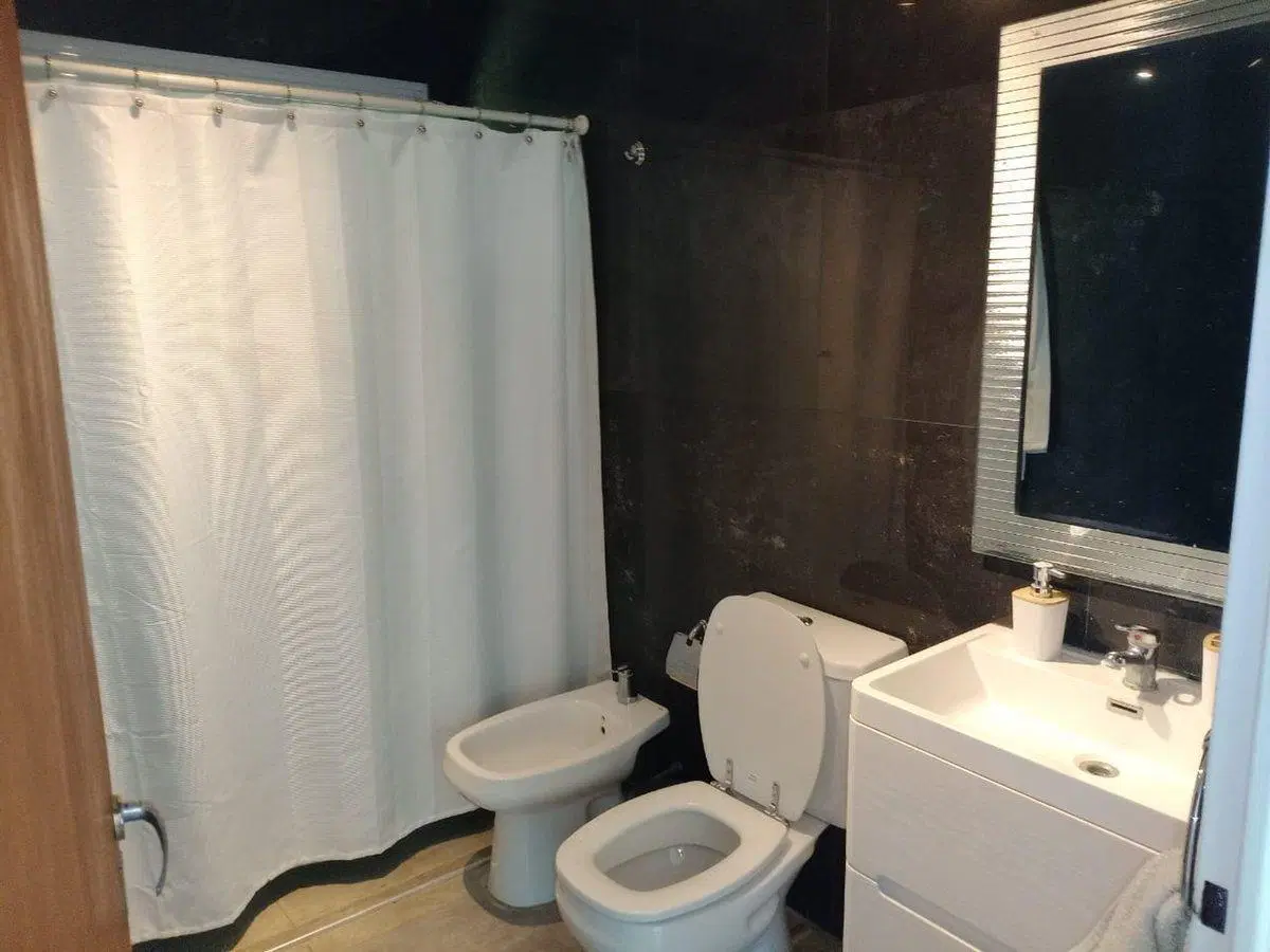 ALQUILER CASA EN CUBE PILETA Y GRAN PARQUE 1300 M2 1