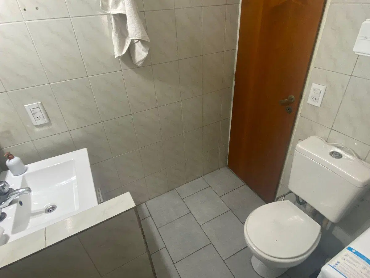VENTA MONOAMBIENTE CON BALCON CON RENTA 3