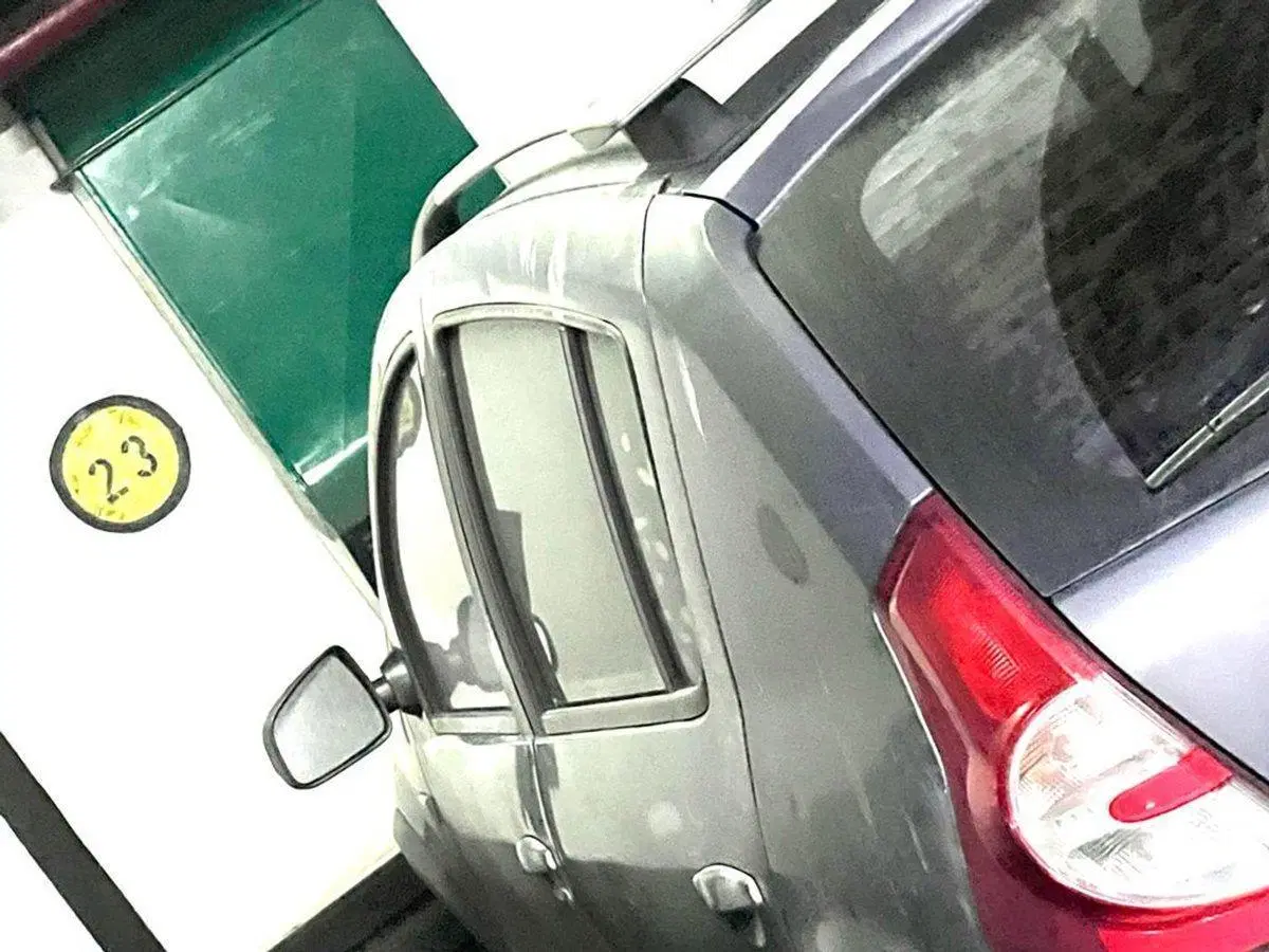 COCHERA VENTA EN BARRIO NORTE 4