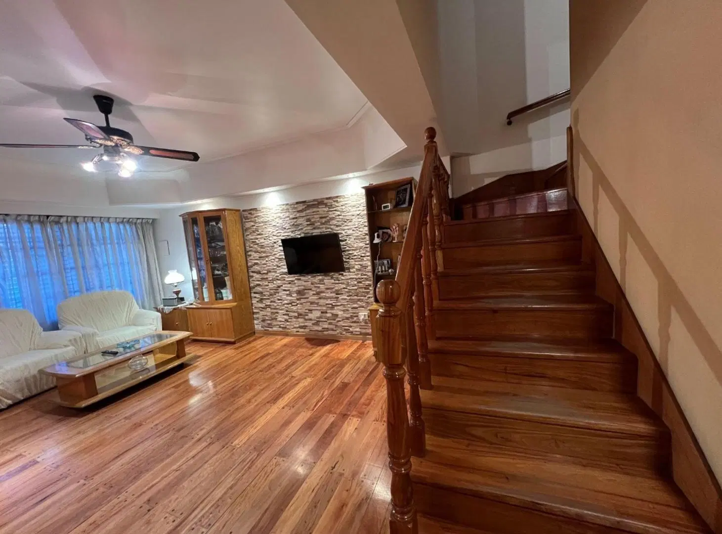 TRIPLEX 6 AMBIENTES VENTA MATADEROS 8