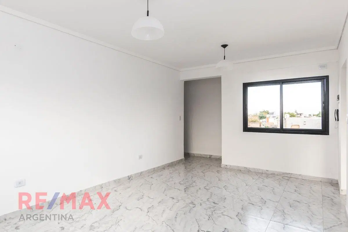 DEPARTAMENTO 2 AMBIENTES VENTA SAN JUSTO 4