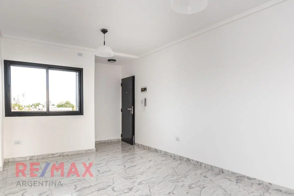 DEPARTAMENTO 2 AMBIENTES VENTA SAN JUSTO 2