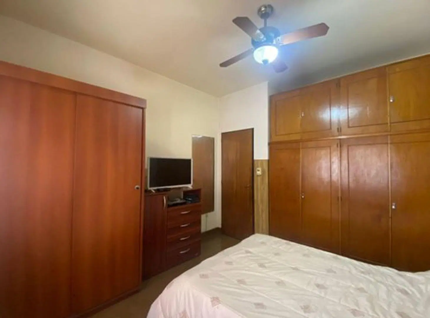 VENTA CASA 5 AMBIENTES VILLA MADERO C/ PILETA 5