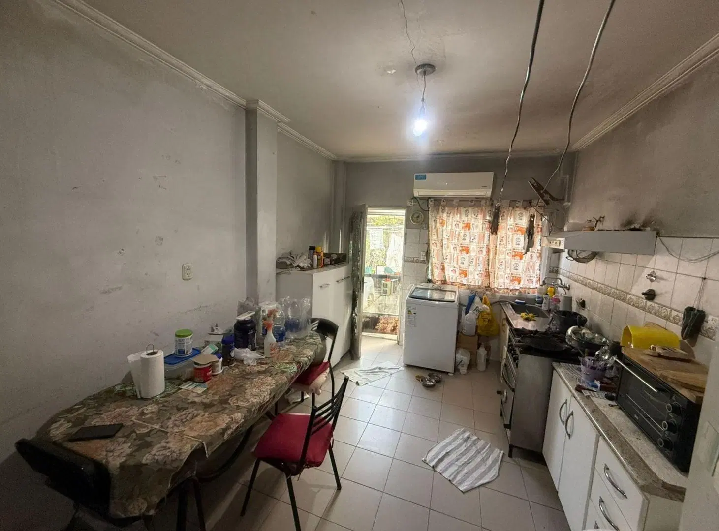 CASA EN VENTA 3 AMBIENTES - CASEROS 2