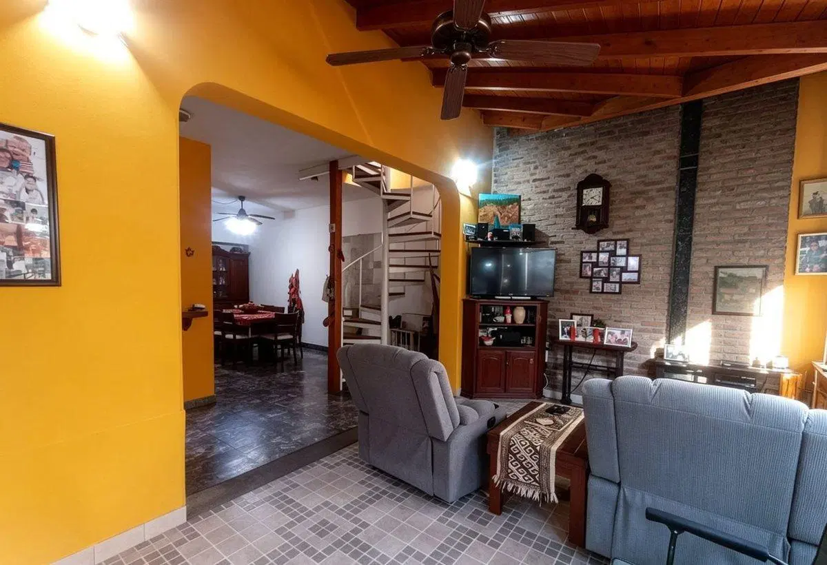 RESERVADA PH 3 AMBIENTES VENTA LOMAS DEL MIRADOR 3