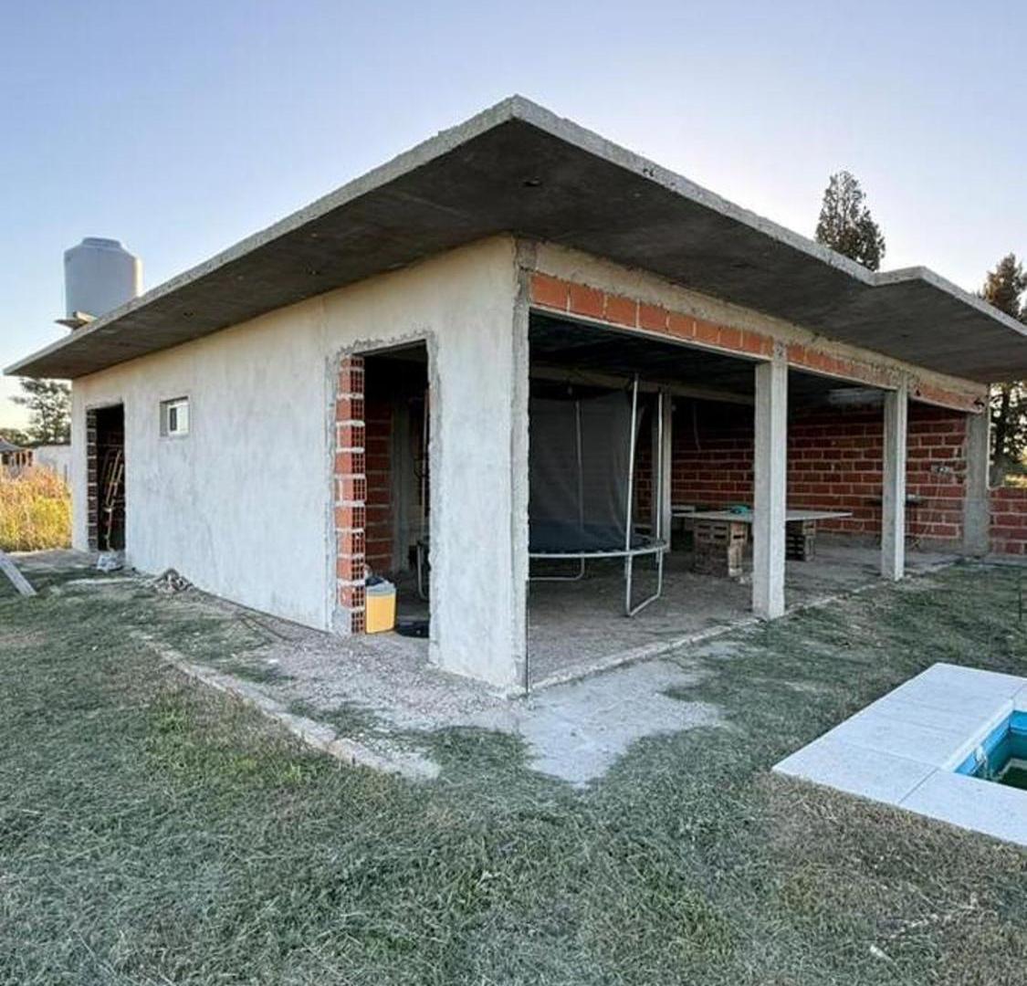 Foto de CASA EN VENTA A TERMINAR - LONGCHAMPS, imagen 4