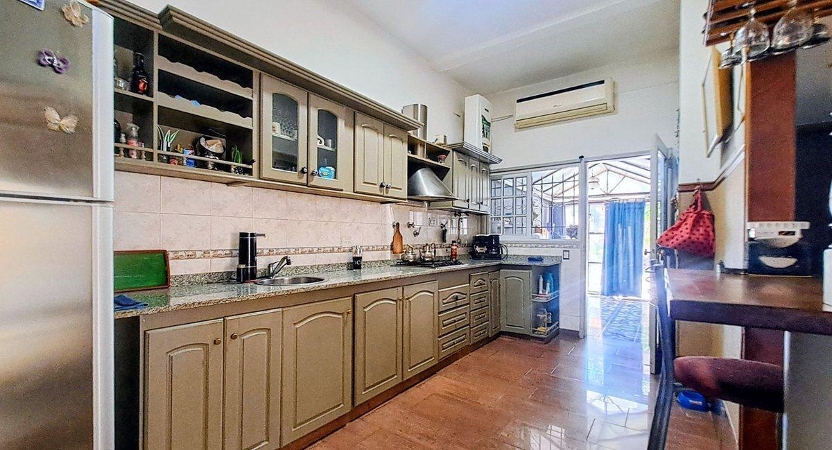 Foto de CASA 6 AMBIENTES MULTIFAMILIAR LOMAS DEL MIRADOR, imagen 5
