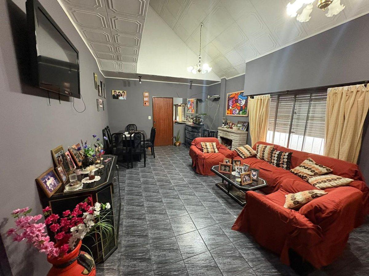 Foto de CASA 5 AMBIENTES VENTA SAN JUSTO VILLA LUZURIAGA, imagen 4