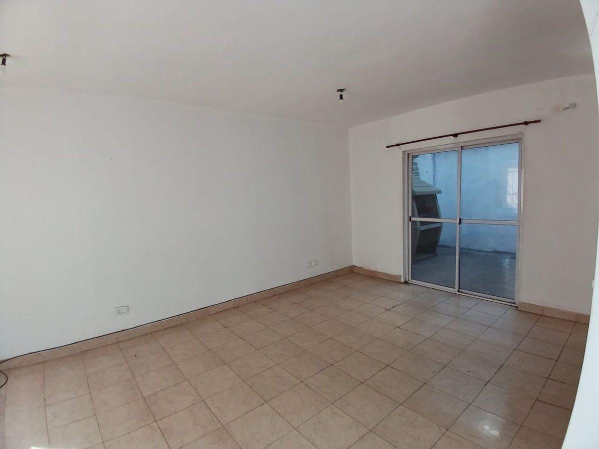 Foto de VENTA CASA PALOMAR 6 AMBIENTES, imagen 1