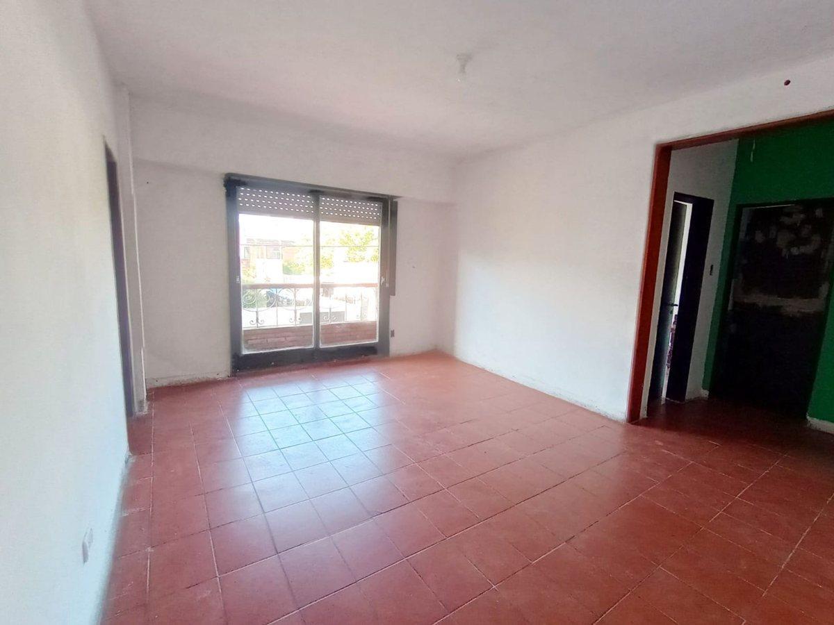 Foto de PH VENTA 4 AMBIENTES LOMAS DEL MIRADOR, imagen 3