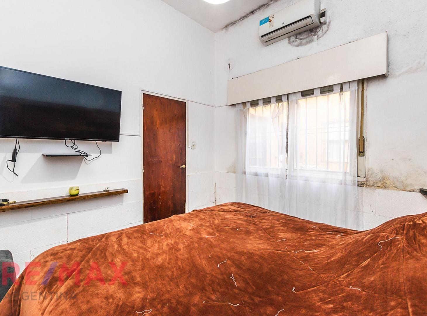 Foto de PH DE 3 AMBIENTES EN VENTA EN TABLADA C/COCHERA, imagen 2