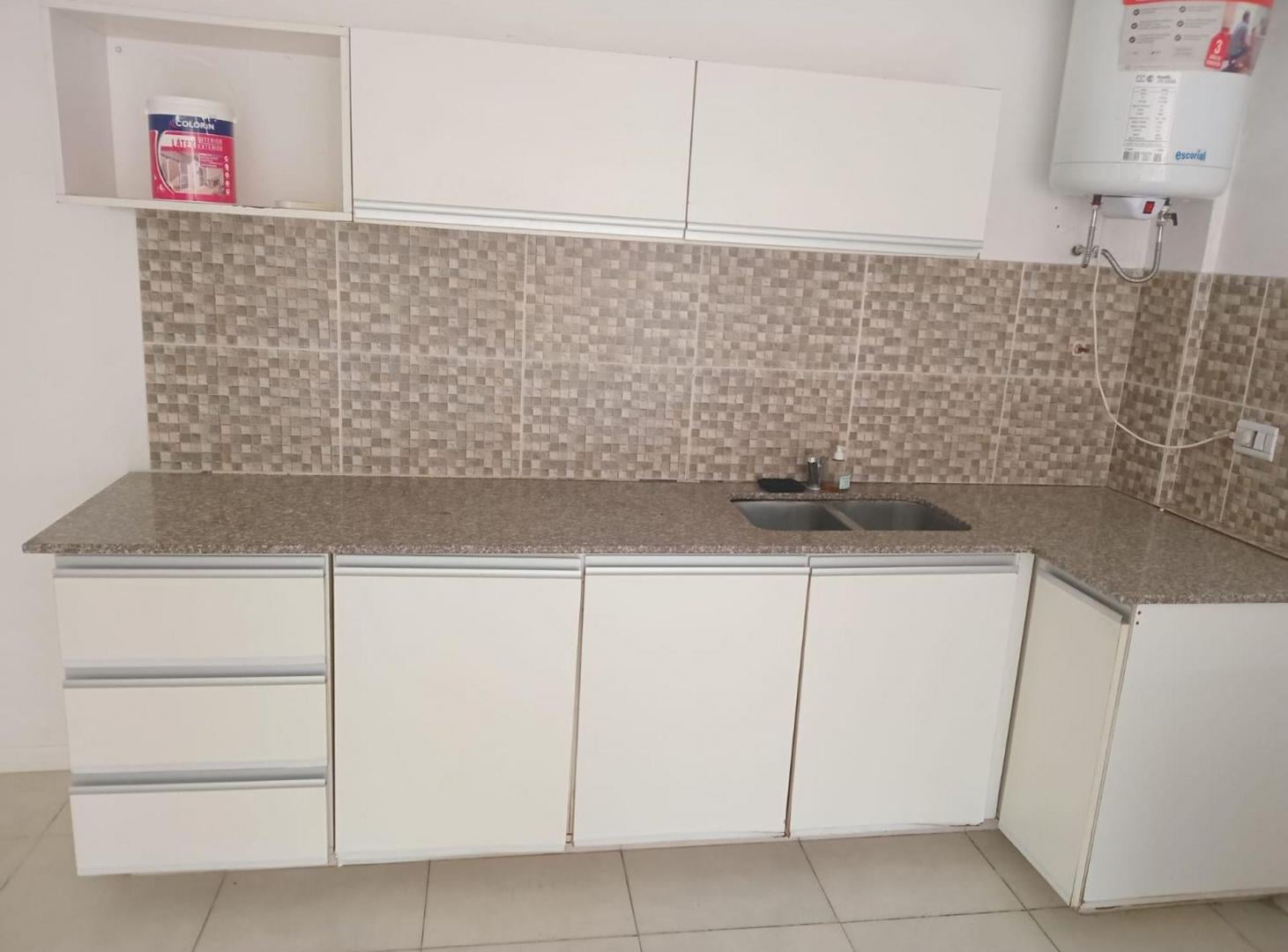 Foto de VENTA DEPARTAMENTO 3 AMBIENTES LINIERS C/BALCÓN, imagen 4