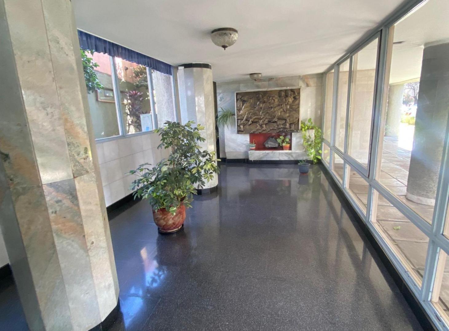 Foto de Departamento de 3 Ambientes con cochera. Impecable, imagen 5