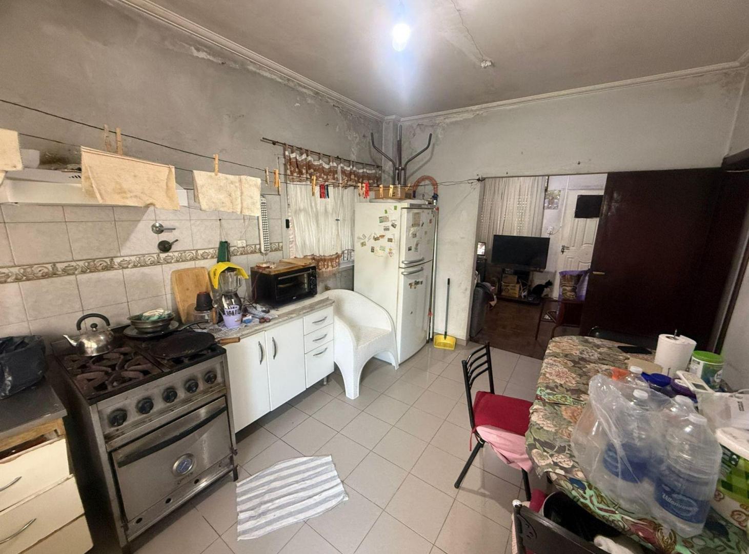 Foto de CASA EN VENTA 3 AMBIENTES - CASEROS, imagen 2