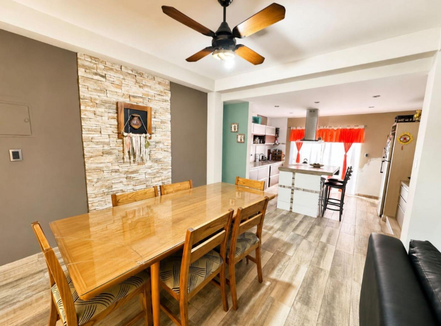 Foto de VENTA CASA 5 AMBIENTES EN VILLA LUZURIAGA, imagen 5