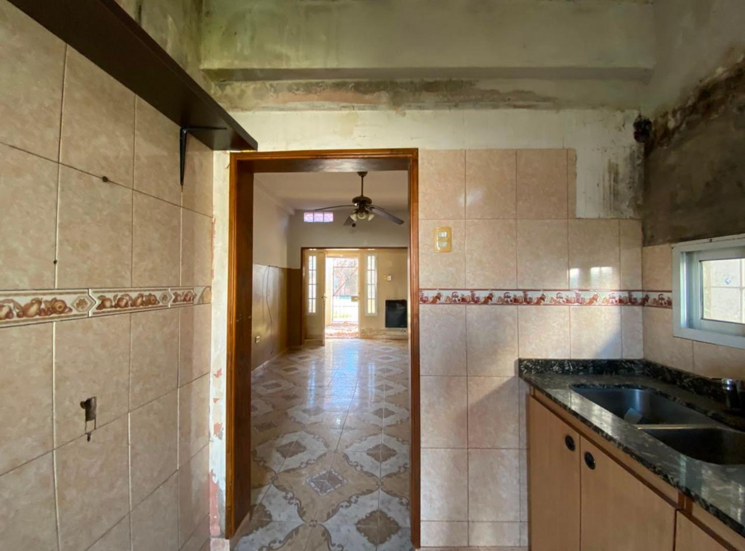 Foto de CASA 3 AMBIENTES VENTA MORON, imagen 1