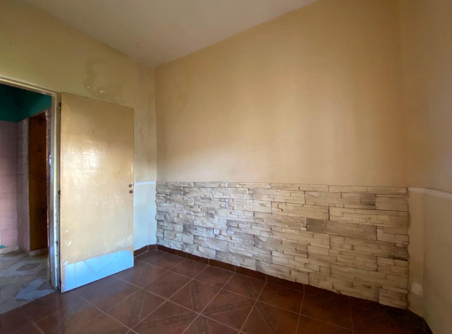 Foto de CASA 3 AMBIENTES VENTA MORON, imagen 2