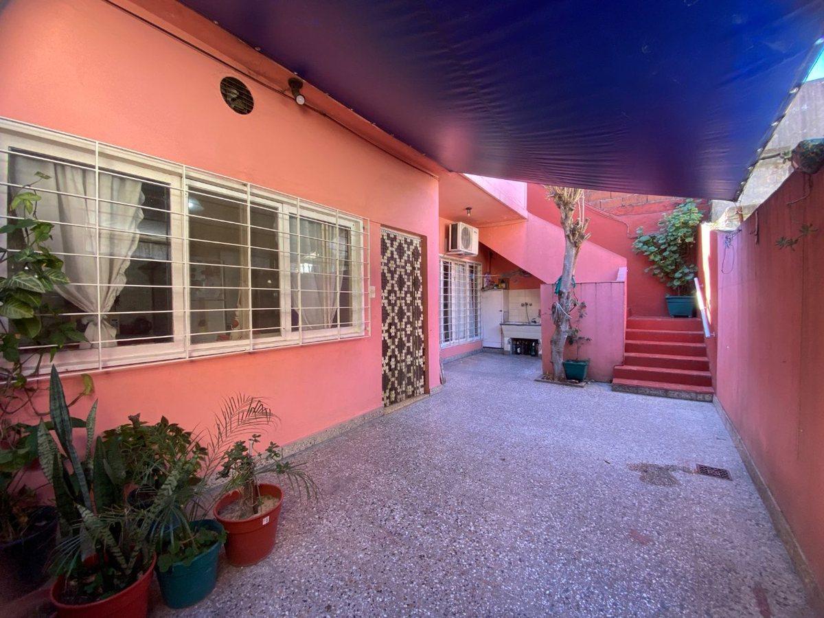 Foto de PH EN VENTA 6 AMBIENTES CIUDADELA, imagen 1