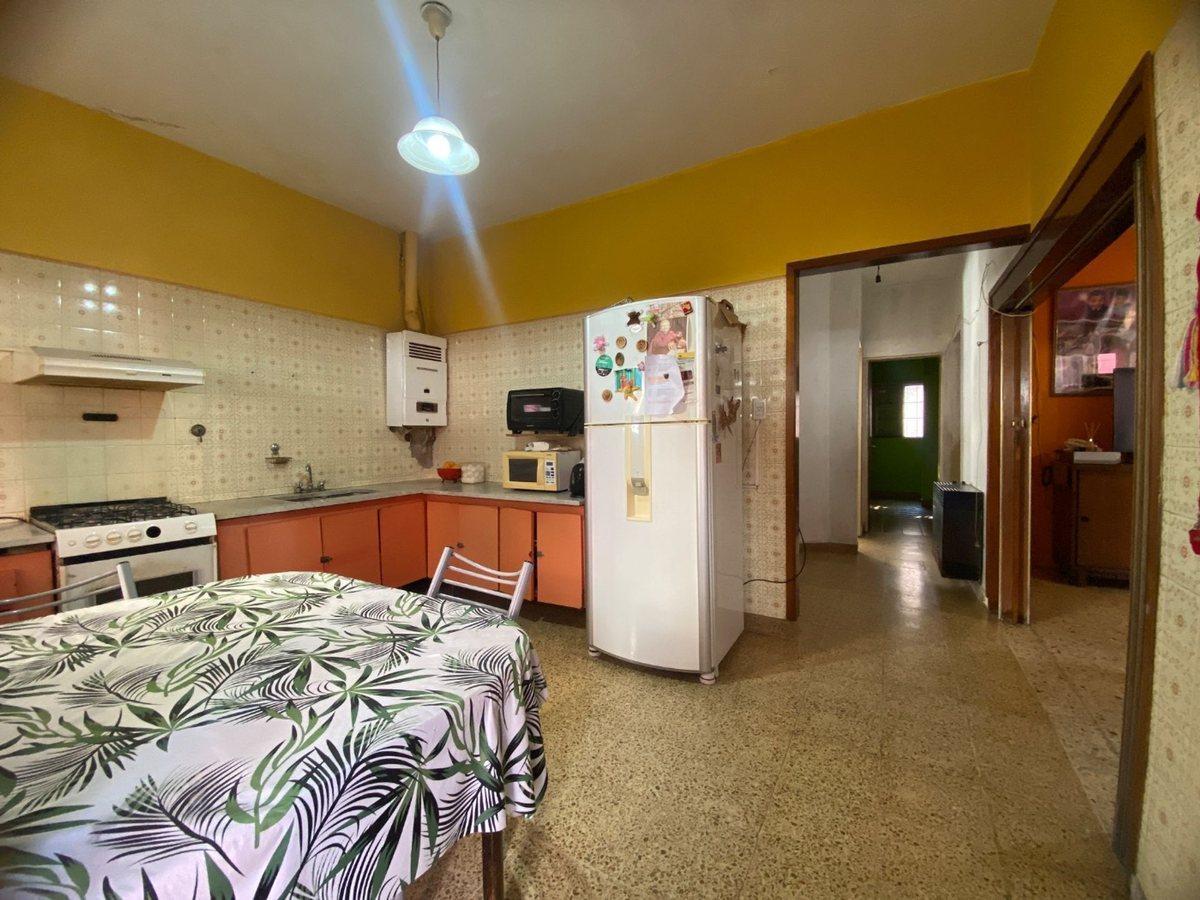 Foto de PH EN VENTA 6 AMBIENTES CIUDADELA, imagen 3