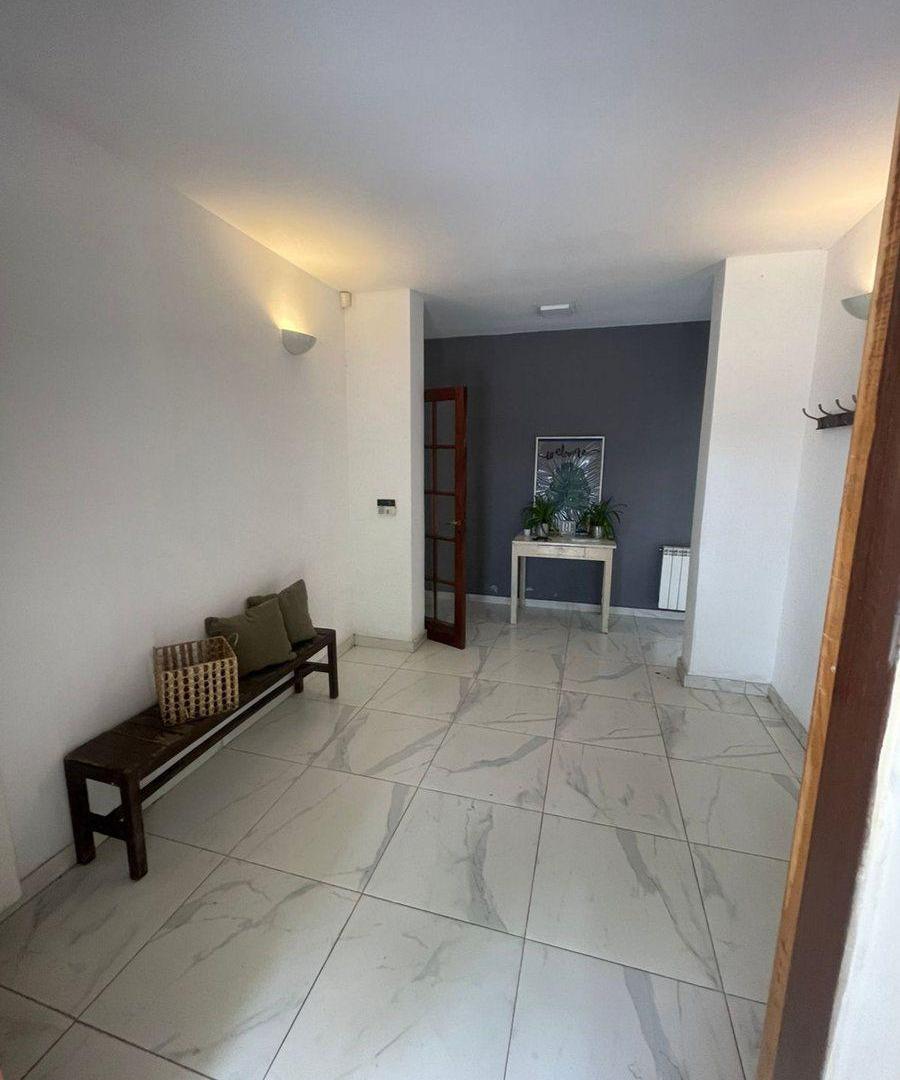 Foto de CASA DE 4 AMB. IMPECABLE Y MODERNA | APTA CREDITO, imagen 5