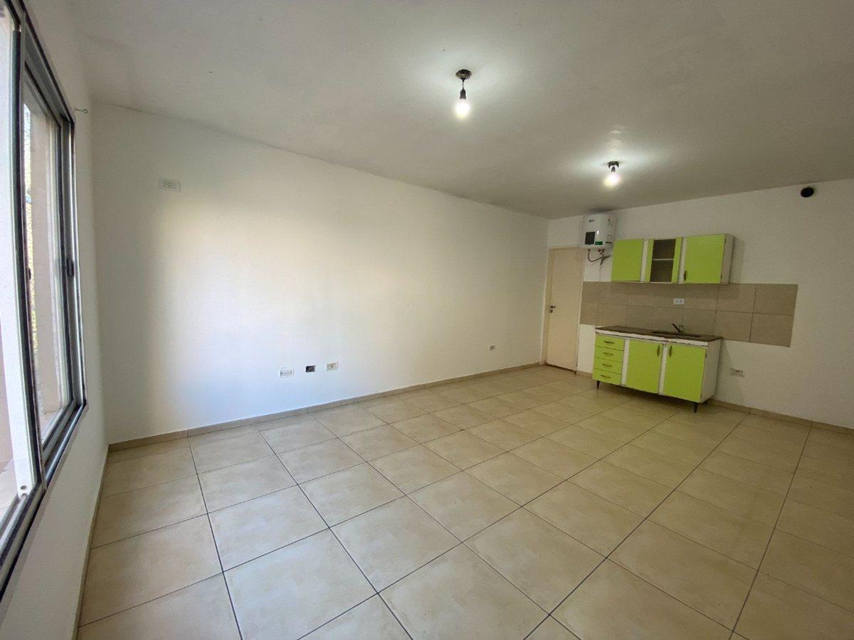 Foto de VENTA MONOAMBIENTE MORON CENTRO APTO CREDITO, imagen 3