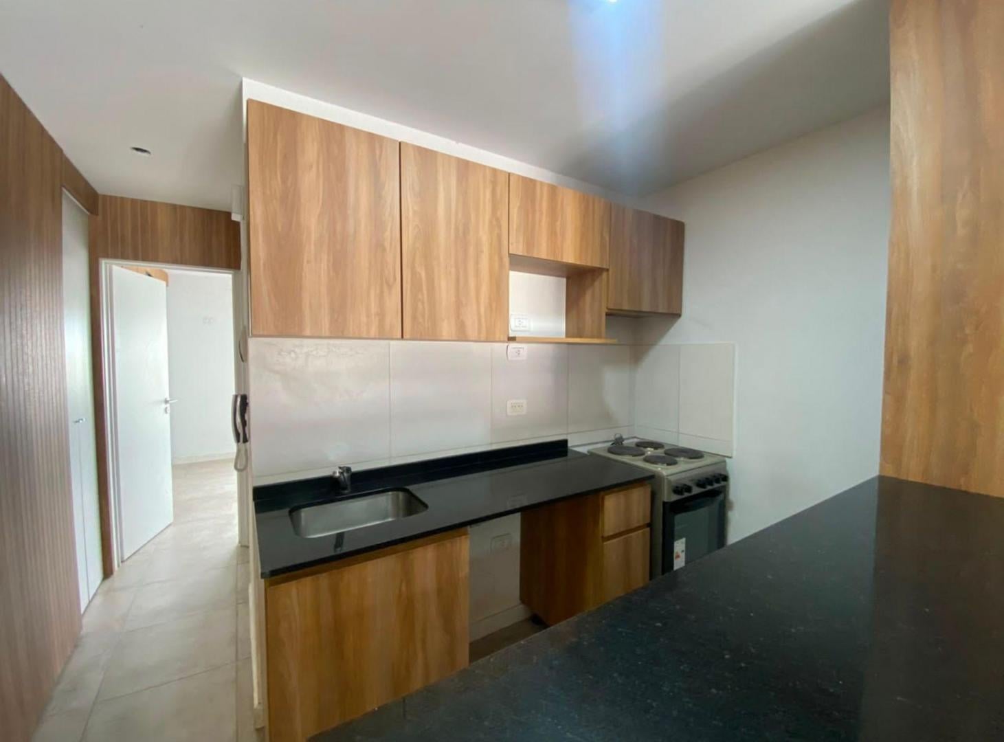 Foto de ALQUILER DEPARTAMENTO 2 AMBIENTES MORON COCHERA, imagen 1