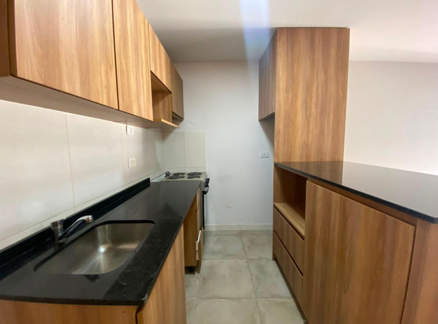 Foto de ALQUILER DEPARTAMENTO 2 AMBIENTES MORON COCHERA, imagen 4