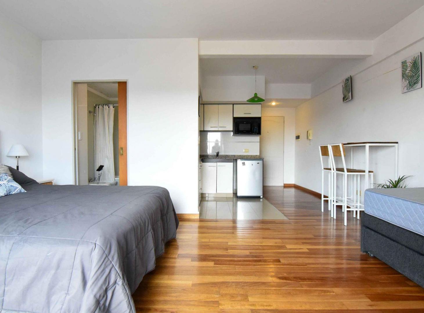 Foto de VILLA URQUIZA PISO ALTO VISTA ABIERTA COCHERA TZA, imagen 2