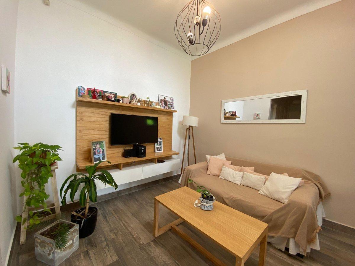 Foto de CASA 3 AMBIENTES VENTA HURLINGAM APTO CREDITO, imagen 1