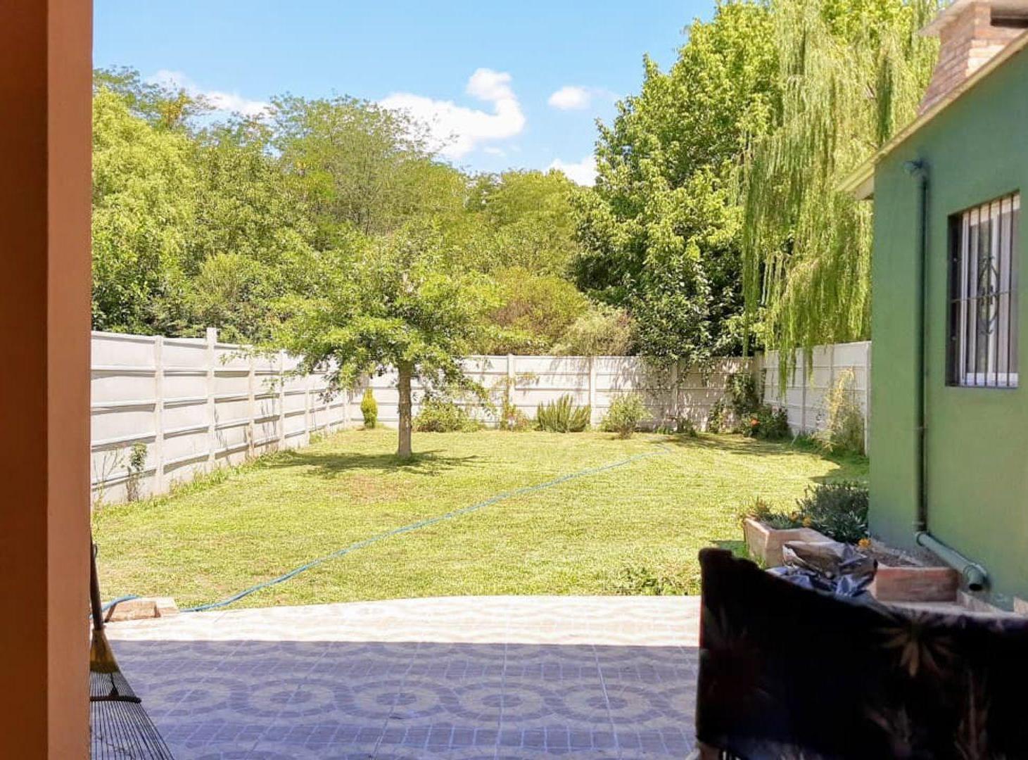 Foto de VENTA CASA 3 AMBIENTES C/ COCHERA, imagen 2