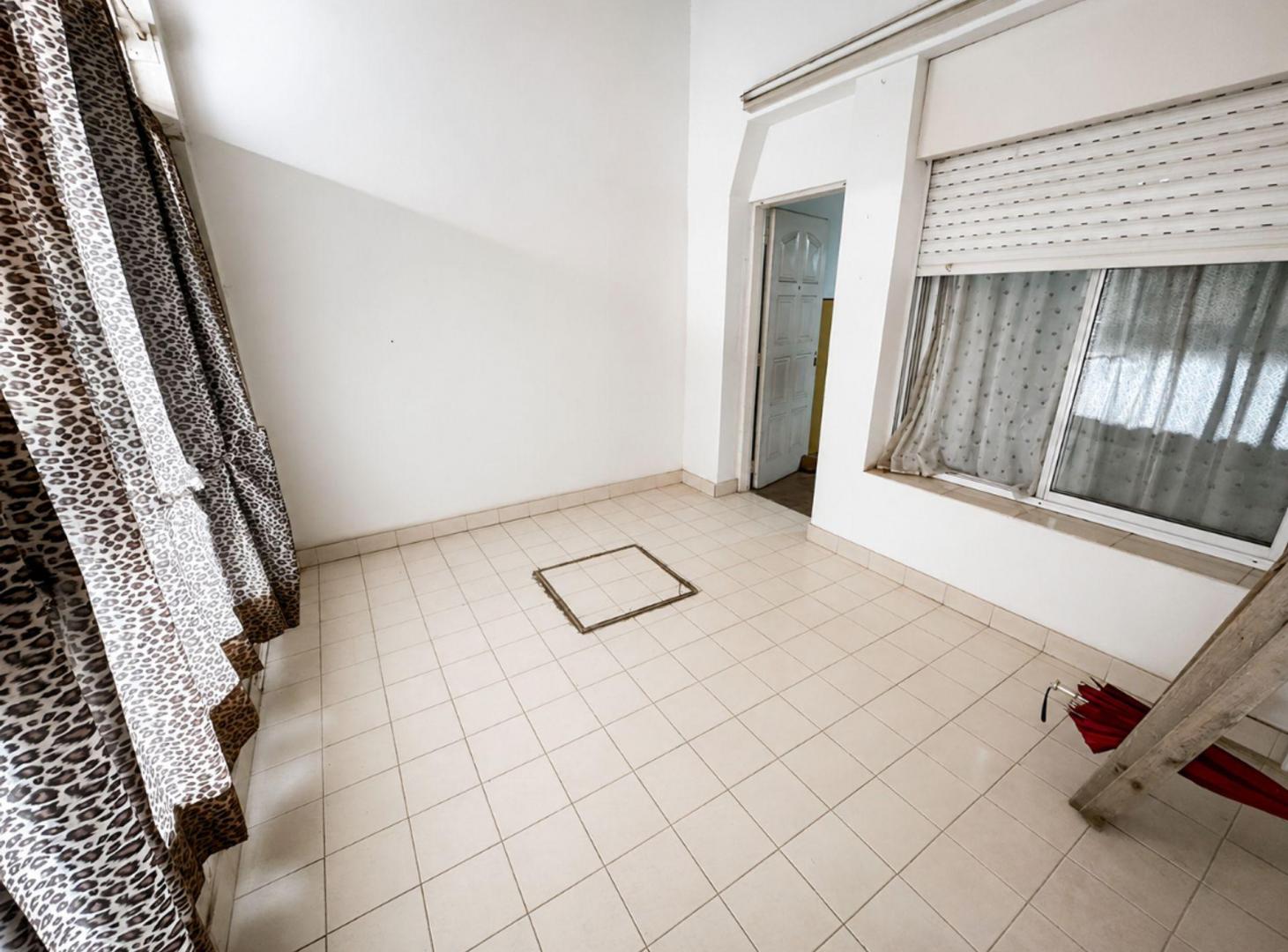 Foto de VENTA CASA 4 AMBIENTES MULTIFAMILIAR SAN JUSTO, imagen 1