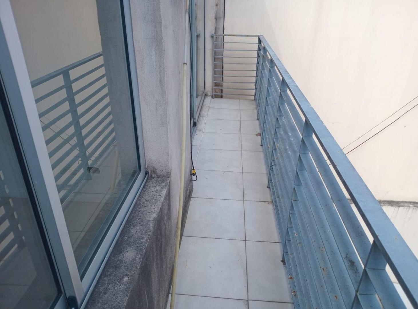 Foto de VENTA DEPARTAMENTO DUPLEX 3 AMBIENTES LINIERS, imagen 5