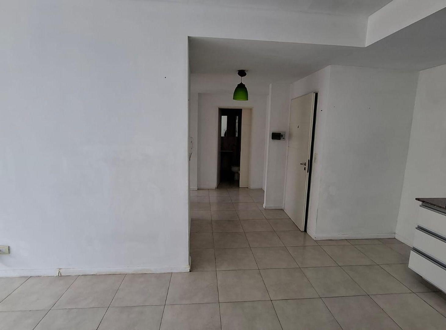 Foto de VENTA DEPARTAMENTO DUPLEX 3 AMBIENTES LINIERS, imagen 4