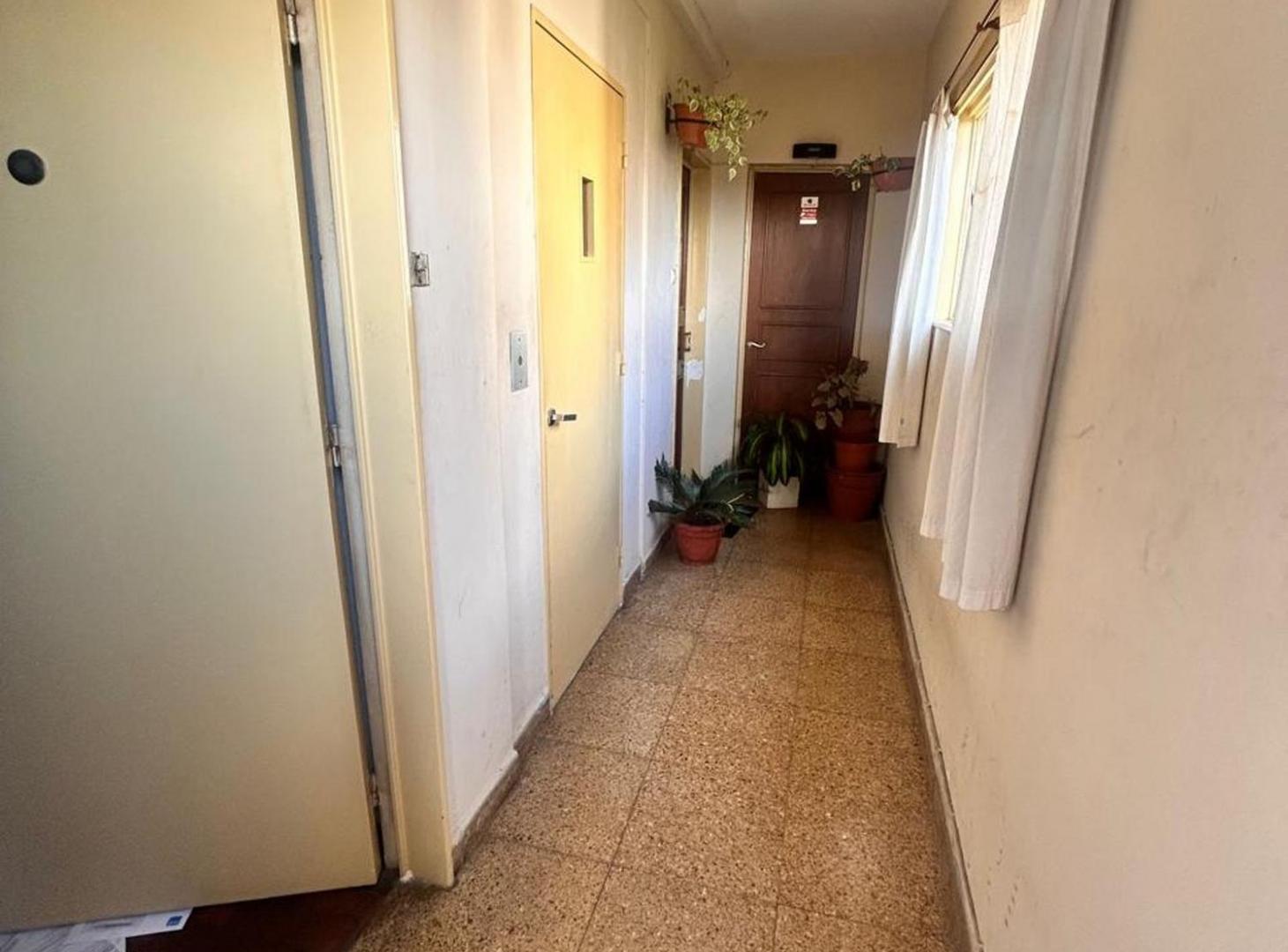Foto de VENTA DEPARTAMENTO 3 AMBIENTES - TAPIALES, imagen 3