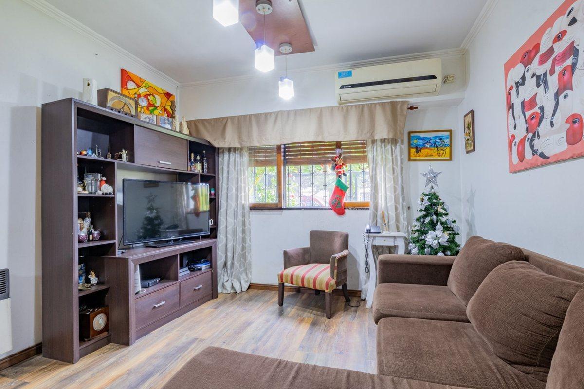 Foto de CASA 5 AMBIENTES VENTA CIUDAD EVITA, imagen 2