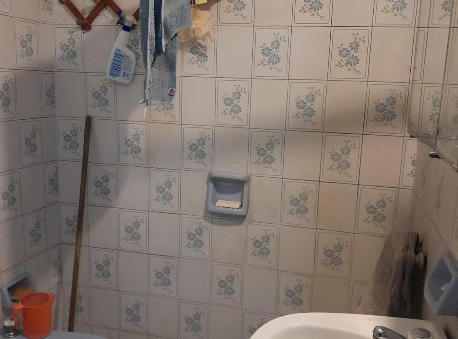 Foto de VENTA CASA 3 AMBIENTES COCHERA-PATIO G LAFERRERE, imagen 2
