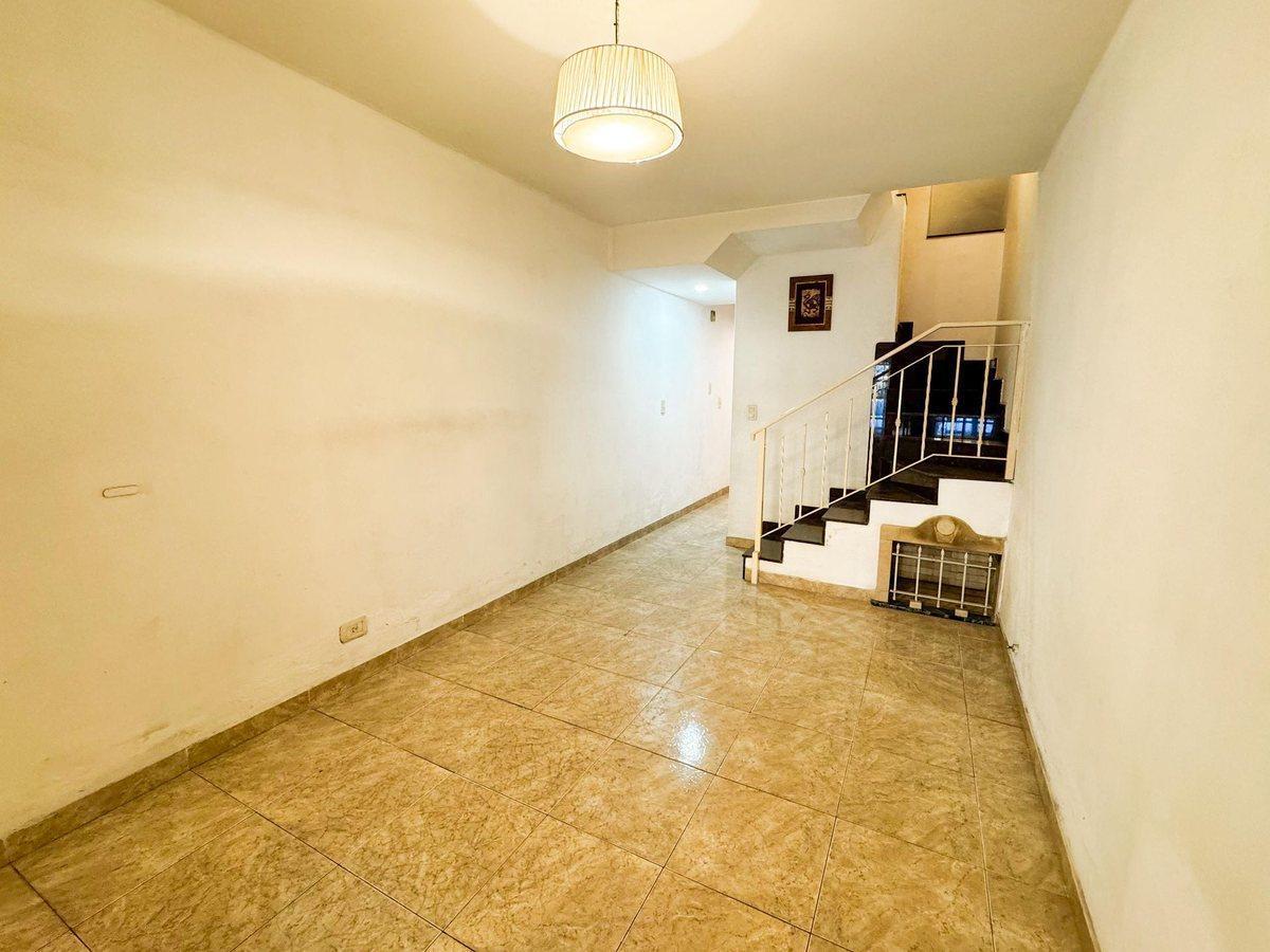 Foto de PH 4 AMBIENTES VENTA PATIO Y GARAGE SAN JUSTO, imagen 1
