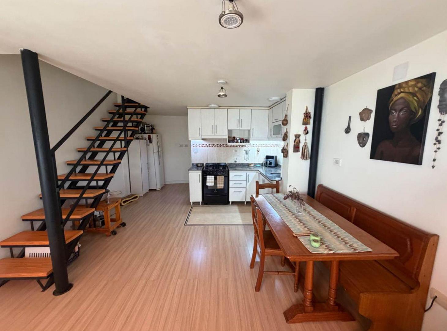 Foto de VENTA. PH 2 AMB C/ PATIO. V LURO. CABA, imagen 2