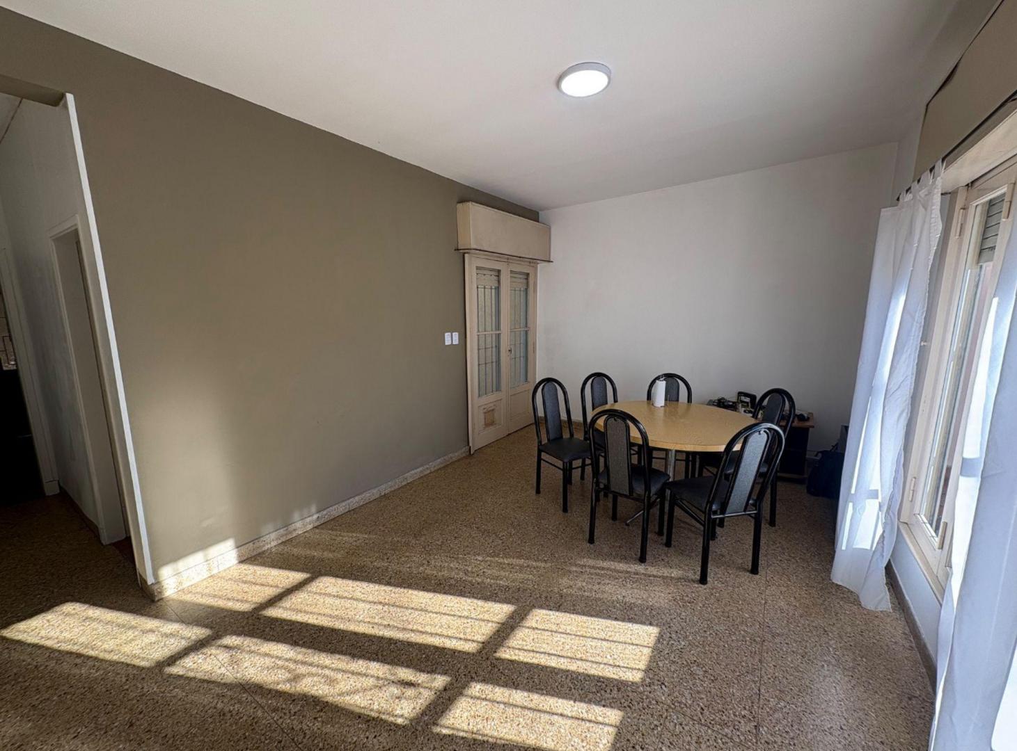 Foto de 4 AMBIENTES PH VENTA LOMAS DEL MIRADOR, imagen 4