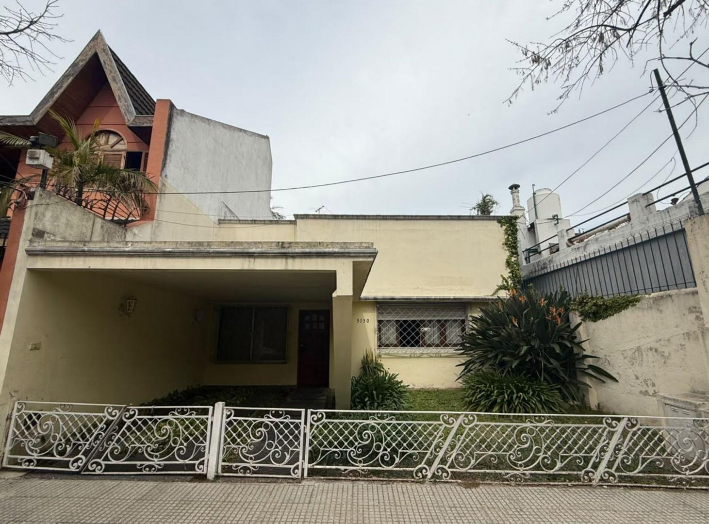 Foto de VENTA CASA MULTIFAMILIAR 5 AMBIENTES EN MATADEROS, imagen 1