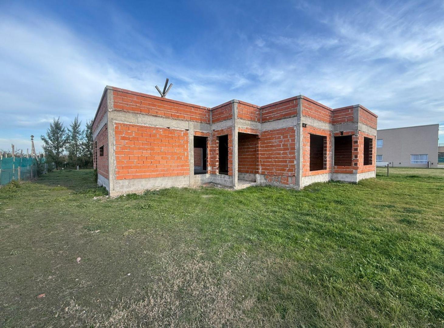 Foto de CASA EN VENTA 5 AMBIENTES - LOMAS DE EZEIZA, imagen 1