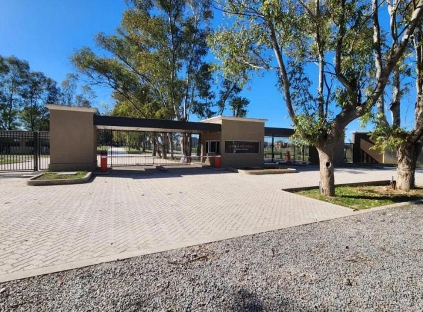 Foto de CASA EN VENTA 5 AMBIENTES - LOMAS DE EZEIZA, imagen 4